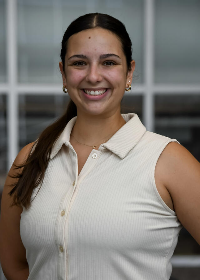 Headshot of Riley Feiner